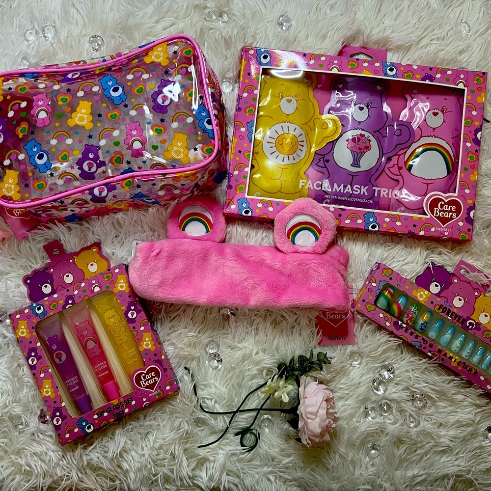Forever 21 X Care Bears beauty bundle spa accessories skincare
